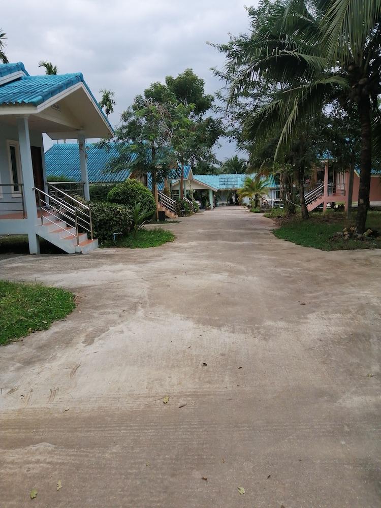 Oyo 75515 Sairung Farmstay Krabi town Eksteriør bilde
